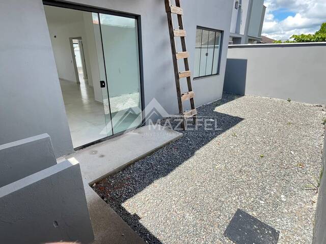 #38 - Casa para Venda em Balneário Piçarras - SC