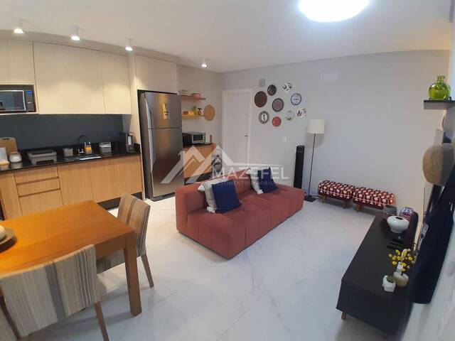 #42 - Apartamento para Venda em Balneário Piçarras - SC